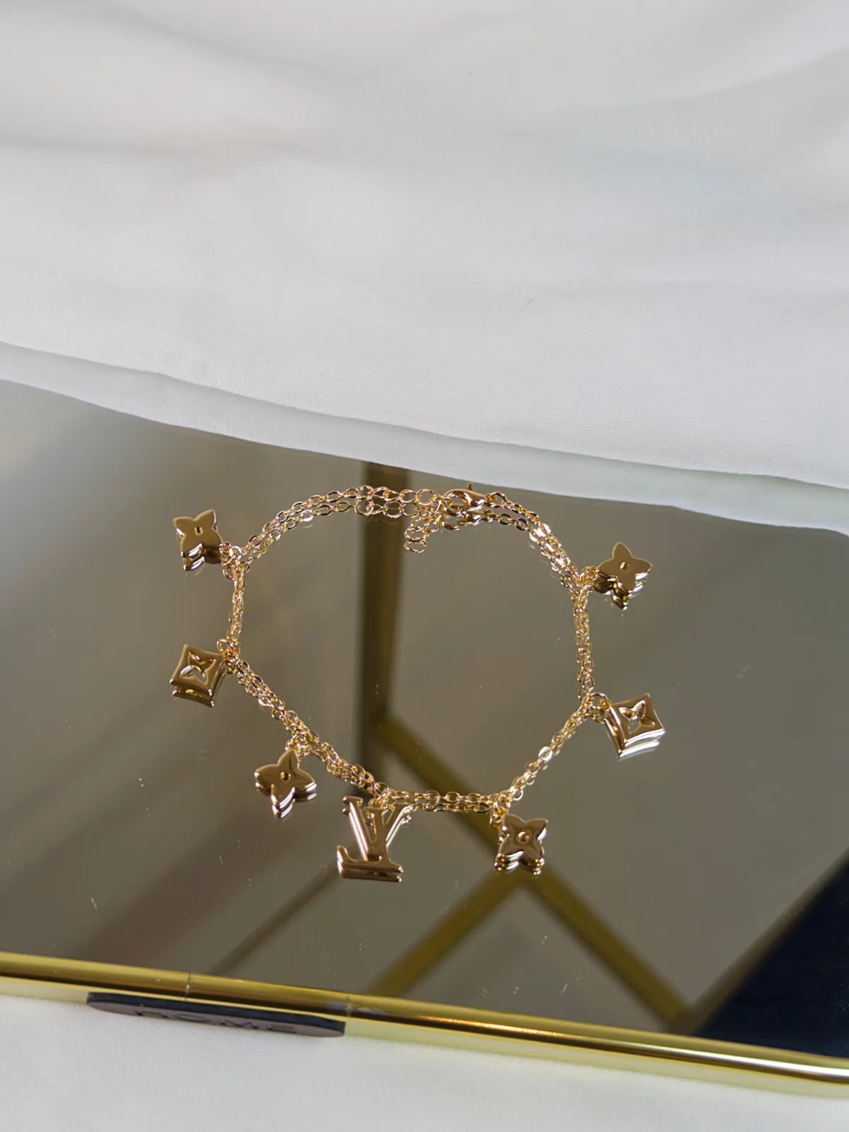 Pulseira Inspiração LV